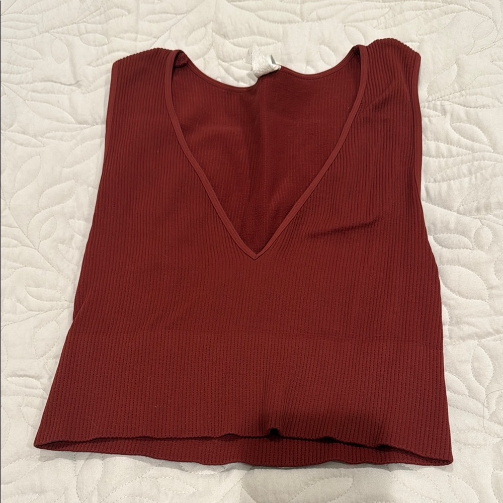 Red Sleeveless Crop Tank Top with V-Neckline
